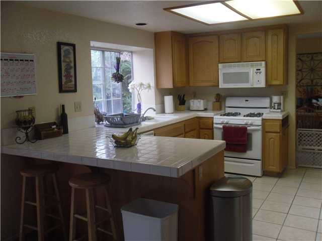 415 Via Cruz Dr, Oceanside, CA 92057 photo 4
