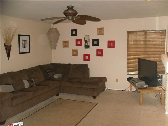 415 Via Cruz Dr, Oceanside, CA 92057 photo 3