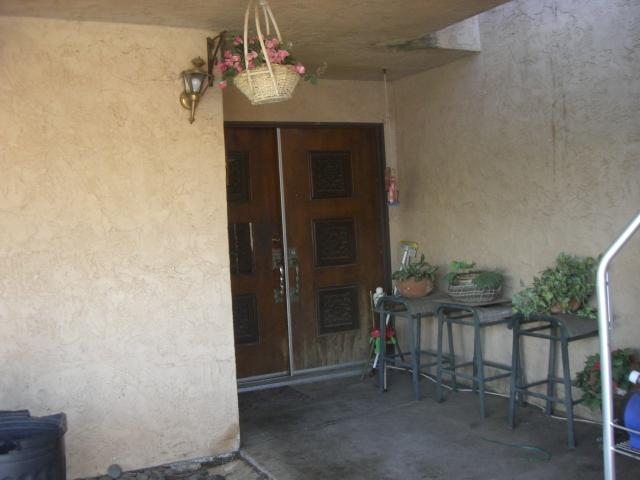 3174 Fair Oaks Dr, Spring Valley, CA 91978 photo 2