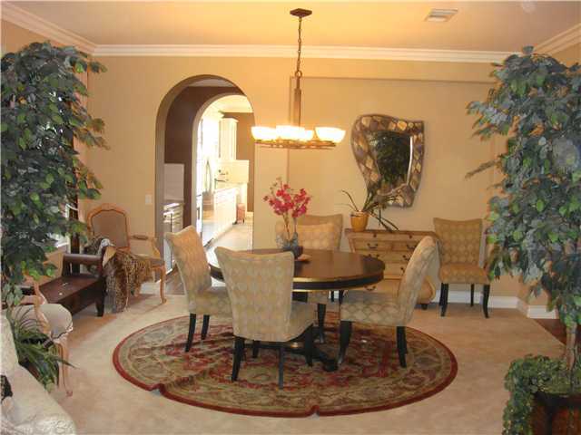 7405 Circulo Sequoia, Carlsbad, CA 92009 photo 4