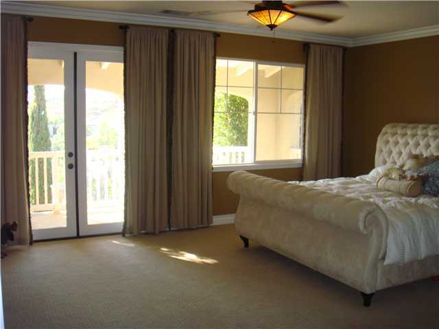 7405 Circulo Sequoia, Carlsbad, CA 92009 photo 8