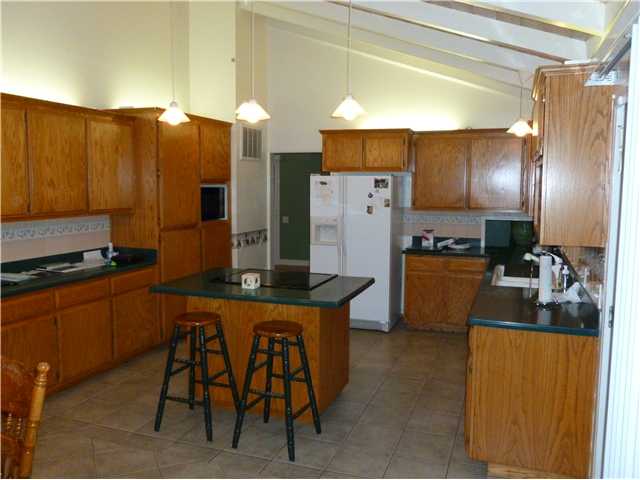 1647 Calavo Rd, Fallbrook, CA 92028 photo 10