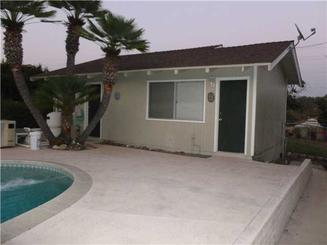 1647 Calavo Rd, Fallbrook, CA 92028 photo 3