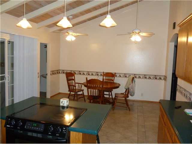 1647 Calavo Rd, Fallbrook, CA 92028 photo 11