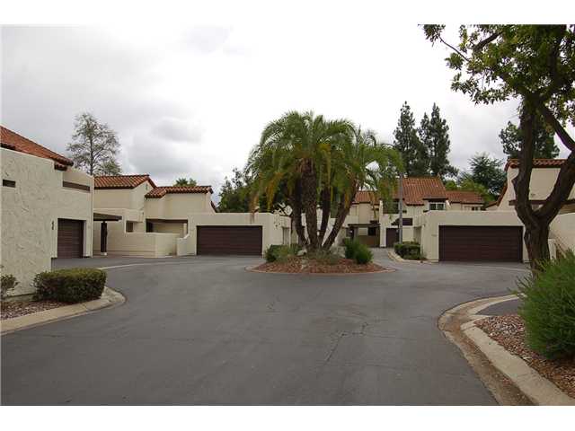 1521 Eagle Ln, El Cajon, CA 92020 photo 2