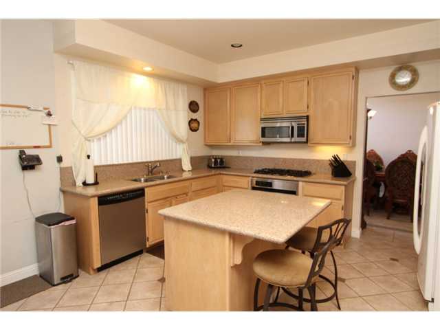 1630 Dawson Dr, Vista, CA 92081 photo 8