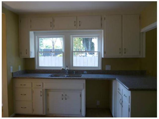 519 Main Ave, Fallbrook, CA 92028 photo 7