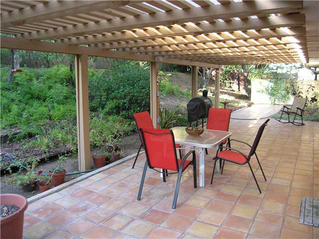958 Colina Creek Trail Trl, Fallbrook, CA 92028 photo 3