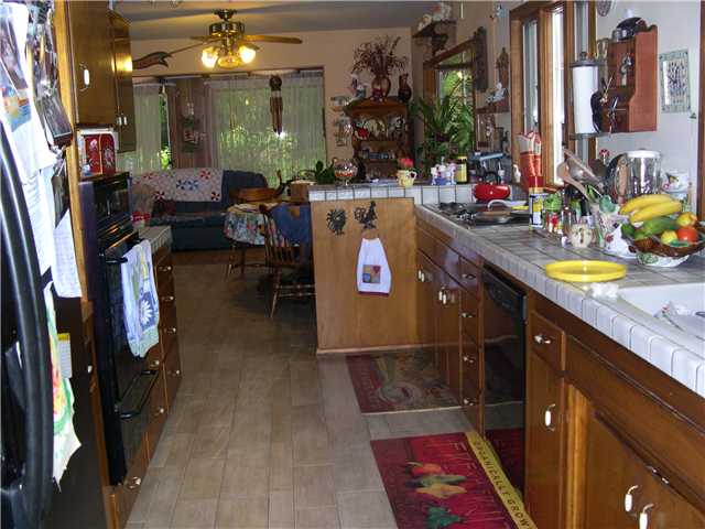 701 Maravilla Ln, Fallbrook, CA 92028 photo 5