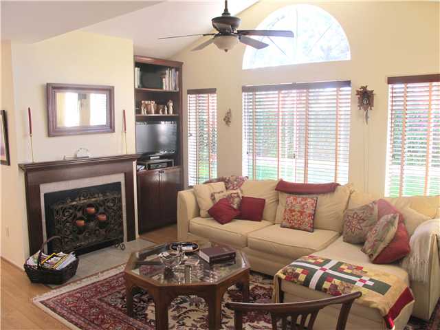 1809 Via Cuarto, Oceanside, CA 92056 photo 5