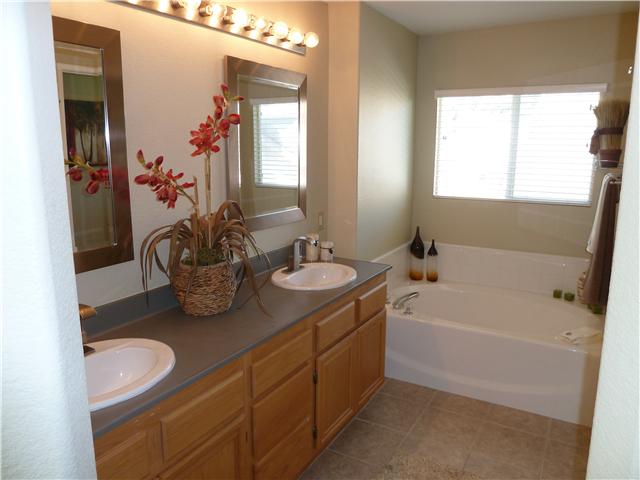 10276 Big Cone Ct, Lakeside, CA 92040 photo 15