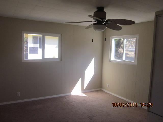 325 W Dougherty St, Fallbrook, CA 92028 photo 8