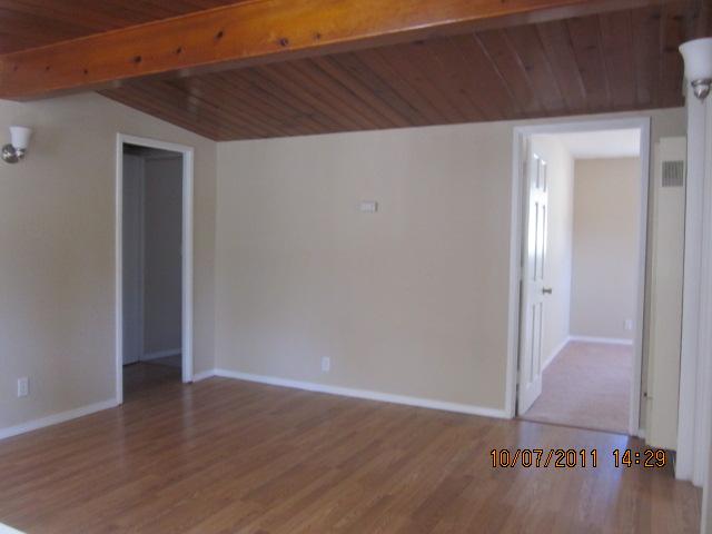 325 W Dougherty St, Fallbrook, CA 92028 photo 4
