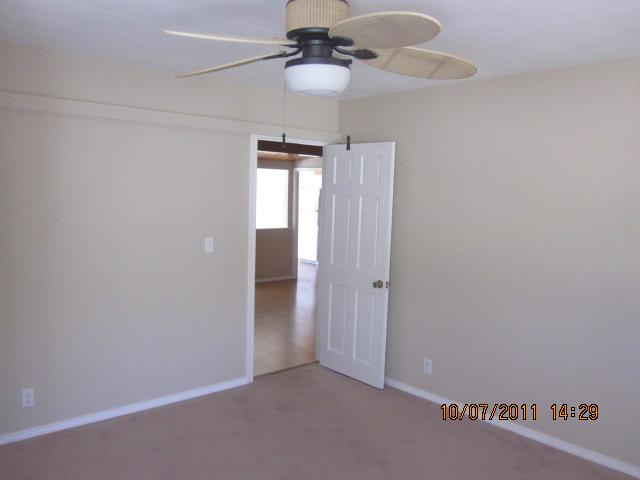 325 W Dougherty St, Fallbrook, CA 92028 photo 6