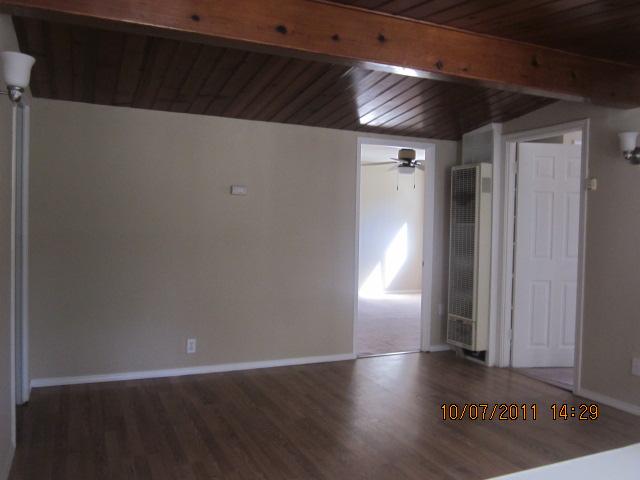 325 W Dougherty St, Fallbrook, CA 92028 photo 5