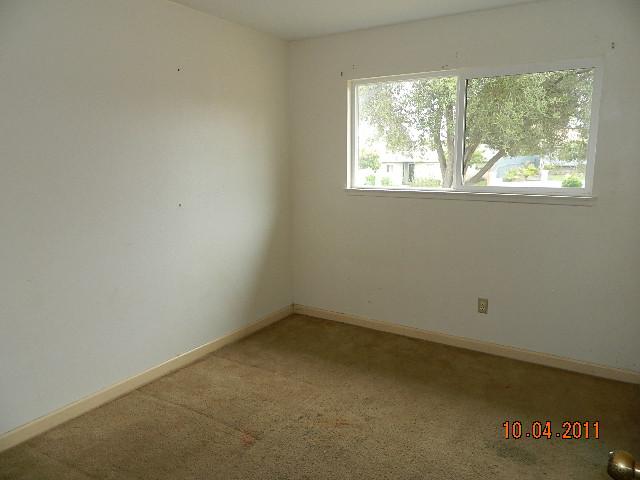 616 Flora Dr, Oceanside, CA 92057 photo 8