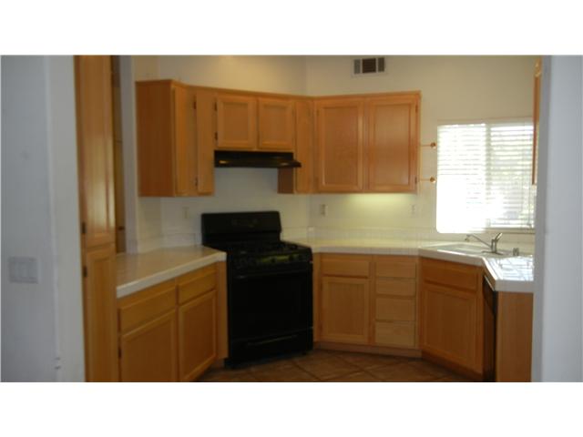 856 Daybreak Pl, Vista, CA 92084 photo 5
