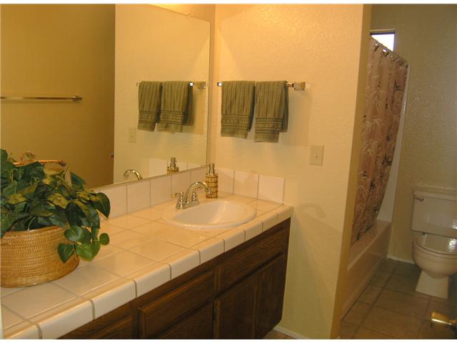 9721 Eucalyptus Ct, Santee, CA 92071 photo 5