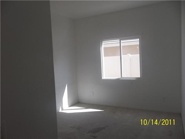 2892 Lake View Dr, Perris, CA 92571 photo 10