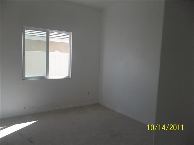2892 Lake View Dr, Perris, CA 92571 photo 9