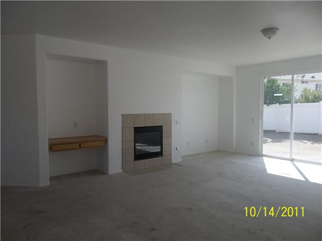 2892 Lake View Dr, Perris, CA 92571 photo 3