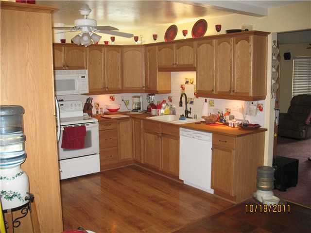 620 11th St, Ramona, CA 92065 photo 3