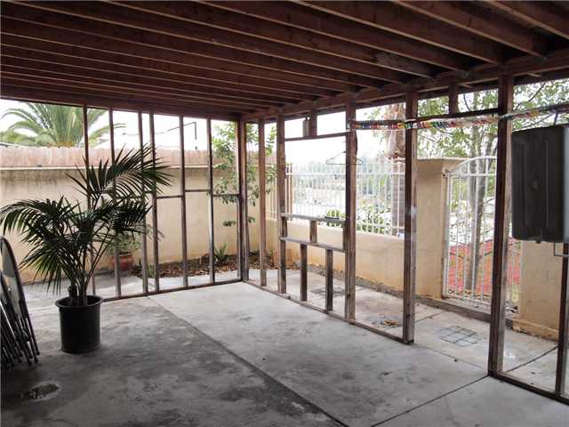 1040 Bartlett Dr, Vista, CA 92084 photo 8