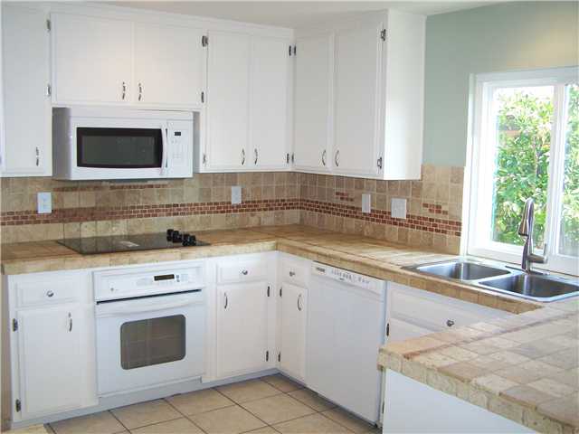 913 Milane Ln, Escondido, CA 92026 photo 8