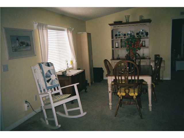 123 Brookside Ln, Oceanside, CA 92056 photo 3