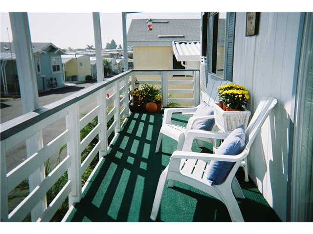 123 Brookside Ln, Oceanside, CA 92056 photo 1