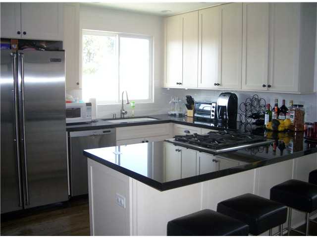 1136 Laguna St, Oceanside, CA 92054 photo 3