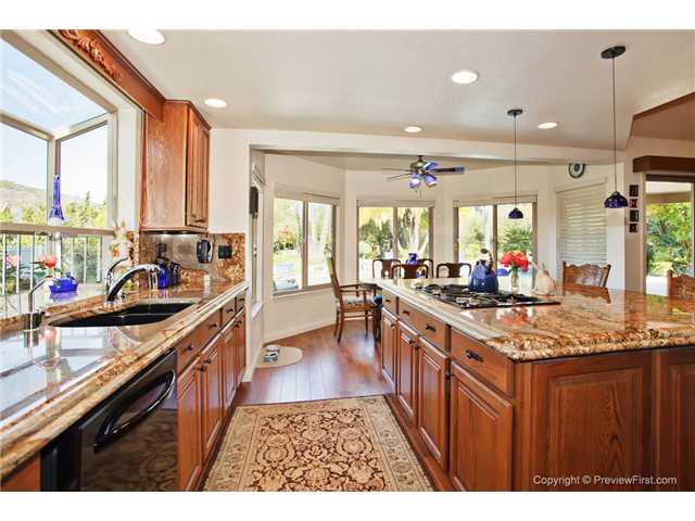3547 Lomas Serenas Dr, Escondido, CA 92029 photo 7