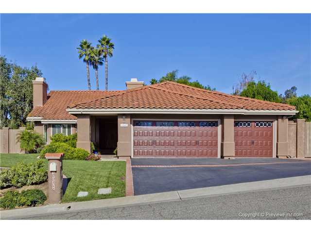 3547 Lomas Serenas Dr, Escondido, CA 92029 photo 2