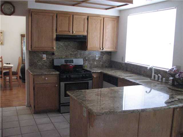 4910 Seascape Dr, Oceanside, CA 92057 photo 3