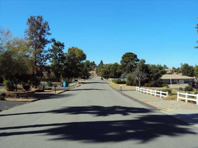 2939 Viejas View Pl, Alpine, CA 91901 photo 2