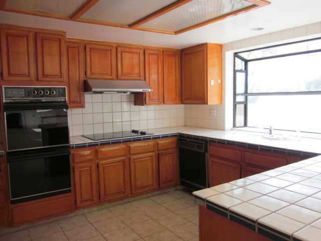 10021 Resmar Ct, La Mesa, CA 91941 photo 5
