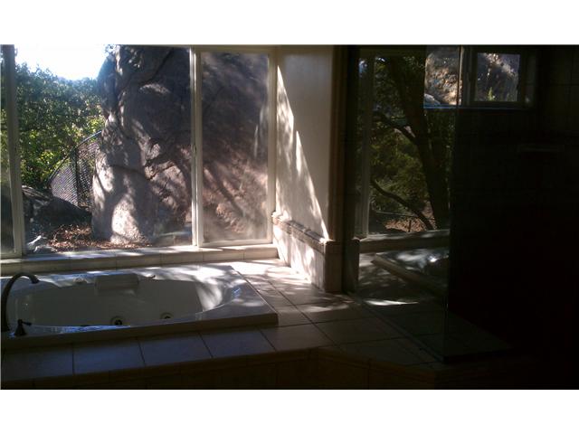 2562 Engelmann Oak Ln, Alpine, CA 91901 photo 10
