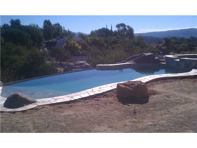 2562 Engelmann Oak Ln, Alpine, CA 91901 photo 3