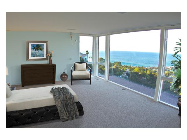 7407 Hillside Dr, La Jolla, CA 92037 photo 10