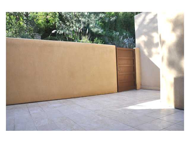 7407 Hillside Dr, La Jolla, CA 92037 photo 3