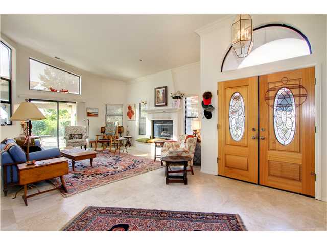 1085 Ridge Heights Dr, Fallbrook, CA 92028 photo 3