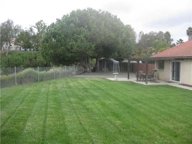 1451 Pine Ridge Rd, Oceanside, CA 92056 photo 3
