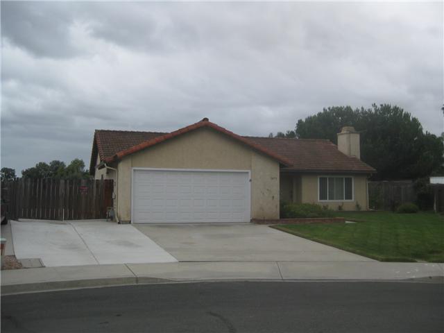1451 Pine Ridge Rd, Oceanside, CA 92056 photo 2