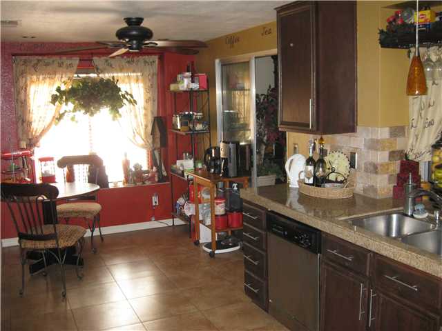39707 Oak Cliff Dr, Temecula, CA 92591 photo 5