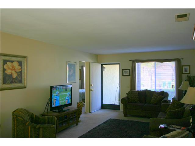 1388 Panorama Ridge Rd, Oceanside, CA 92056 photo 2
