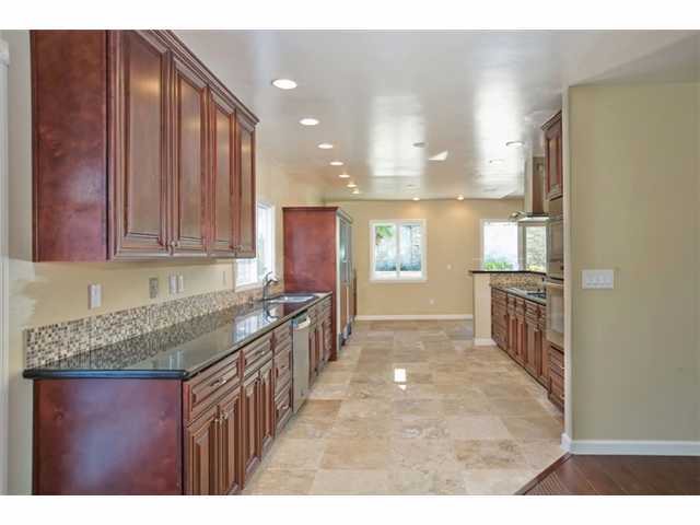 4568 Stratford Cir, Oceanside, CA 92056 photo 5