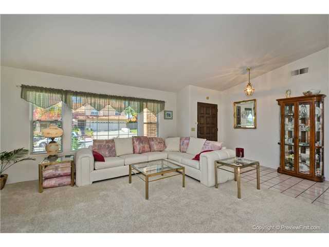 14419 Crestwood Ave, Poway, CA 92064 photo 2