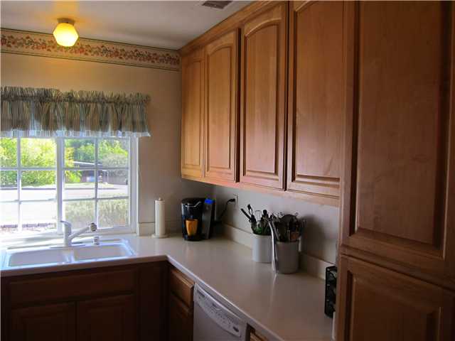 9818 Conejo Rd, Santee, CA 92071 photo 5