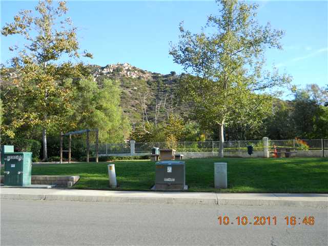 13587 Quiet Hills Dr, Poway, CA 92064 photo 17