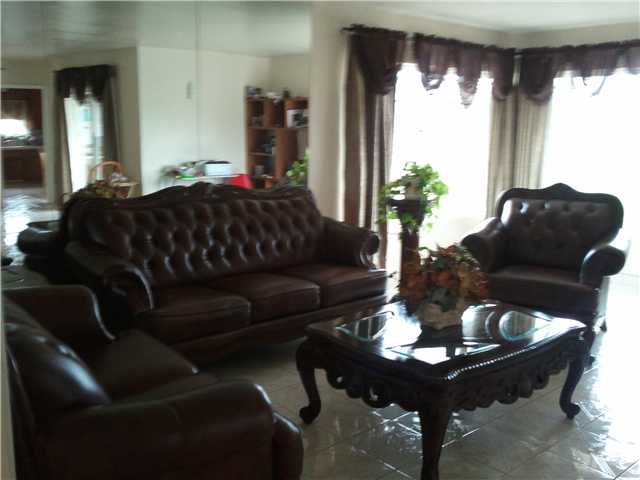 1110 Maria Ave, Spring Valley, CA 91977 photo 8